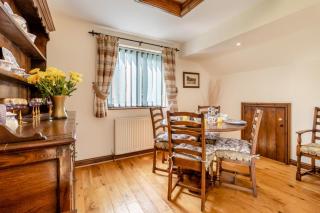 2 Derw Cottages - Trefeglwys - 5