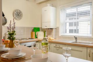 Crooked Cottage - 5