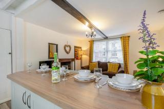 Crooked Cottage - 3