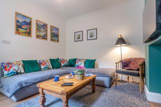 Fairy Glen Apt 1 - 5