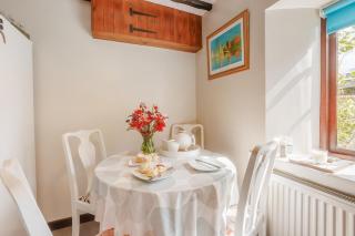 Dairy Cottage - 4