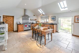Gilly Barn - 5