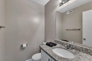 Charming King 2BR Suite in Research Triangle Park - 8