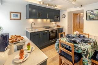 Shell Cottage 10 St Peters Street - St Ives - 0