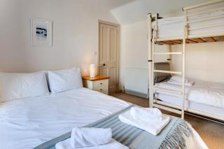 Monicas House 8 Porthmeor Square - St Ives - 2
