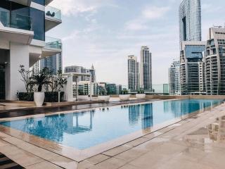 Stunning 2 Bedroom with Full Sea & Marina Views - 8