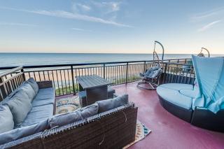 Honeymoon Suite at Caravelle Resort, Terrace! - 8