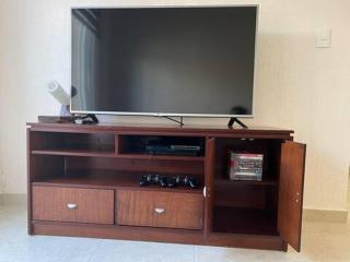 Amplio departamento en PB con patio y alberca - 4