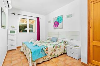 Villa Amalia by Villa Plus - 4