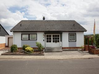 Malerisches Ferienhaus in Reil - 6