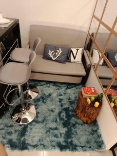 Modern Condo Retreat in Quezon City with Resort-Style Pool - 8