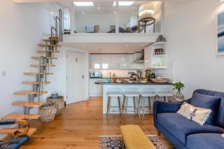 9 Oceanside - Ilfracombe - 8