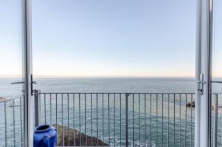 9 Oceanside - Ilfracombe - 4