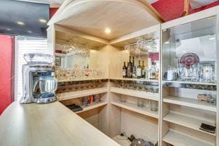 13 Mi to Downtown El Paso Home with Game Room and Bar - 2