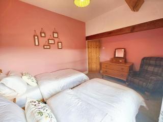 Low Moor Farm - 2