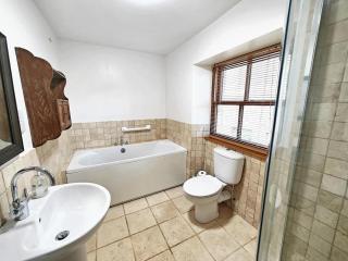 Low Moor Farm - 1