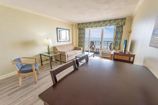 Newly Upgraded,Great View,Direct Sandy Beach 1BR! - 0