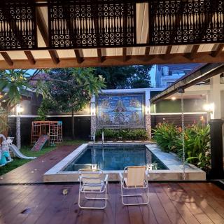 Ndalem Srigading Villa Solo - 7