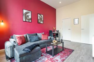 Prime Location - Modern 1BR in Canterbury Centre - 2