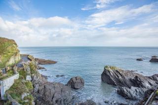 Oceans Embrace - Ilfracombe - 0