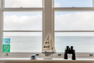 Oceans Embrace - Ilfracombe - 1
