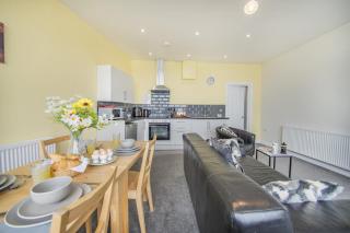 Bay View - Tenby Apartment - Tenby - 4