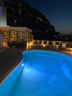 White&Blue Beachfront Luxury Suite - 3