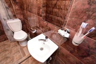 Hotel 24 7 - - 3