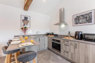 Two Hoots Cottage - 7