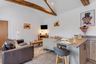 Two Hoots Cottage - 3
