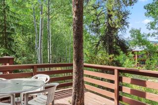 Meadow Creek Retreat Near Trails and Downtown - 9
