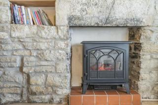 Punch and Judy Cottage - 5