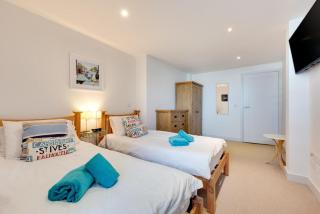 Flat 1 Porthmeor Apartments - 3