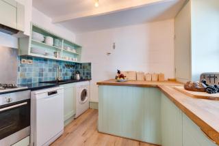 10 Porthmeor Square House Porthmeor Sq - St Ives - 2