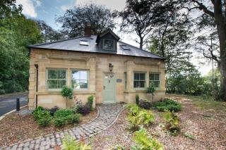 The Gatehouse - Whitby - 0