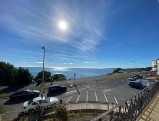 The Perfect Sea View Apartment - 9