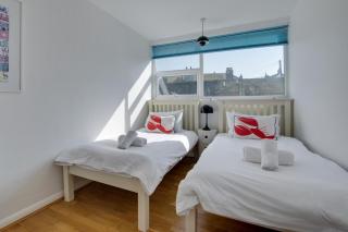 15 Piazza - St Ives - 1