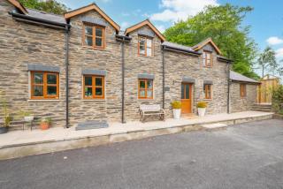 Hafod y Llwynog - Cross Inn - 9