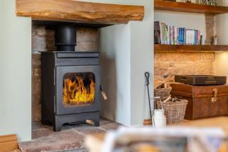 The Cottage - West Hall - 3