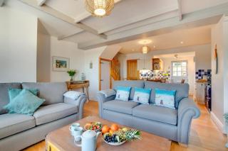 Bay Cottage - 3