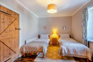 Alpha Cottage - Tenby - 2