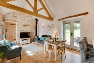 Hog Barn at Howe End - 9