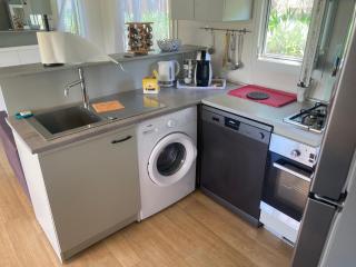 Camping les cigales bungalow tous équipés clim machine à lave - 2