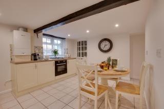 Jet Cottage - 2