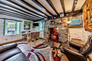 Cascades Cottage - 2