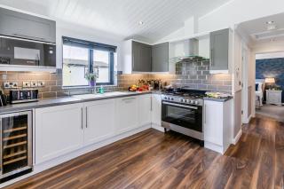 Heron Lodge - Roadford Lake - 3