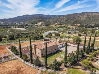 Villa on 5 Acre Vineyard Equestrian Estate, Pool & Hot tub, Events - 9