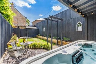 Wash House Cottage - 0