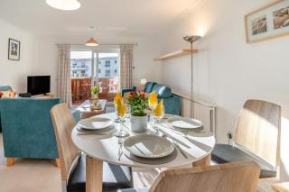 Fairhaven Apartment - Newton - 8