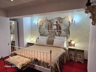 LEGENDS CHAMBERS by Grand Pier a trip into an unique concept throught time and history from 59 eur per night and free breakfast for minimum 3 nights bookings - 3
